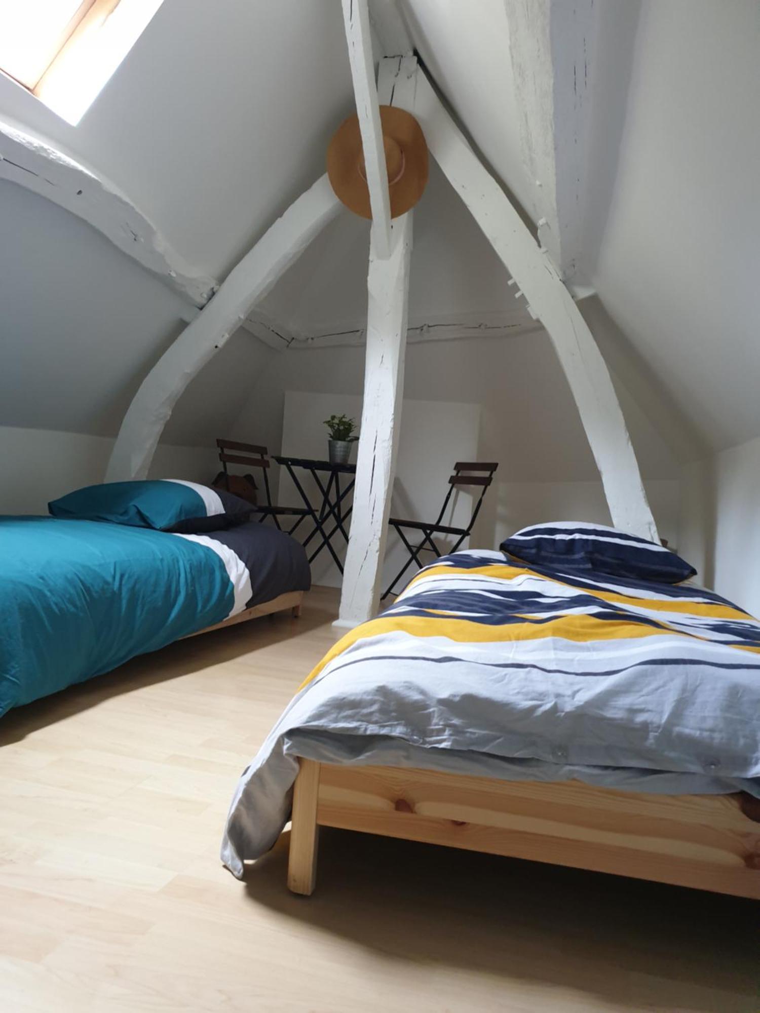 Chambre Privee Dans Petite Maison Typique Montivilliers Exterior foto